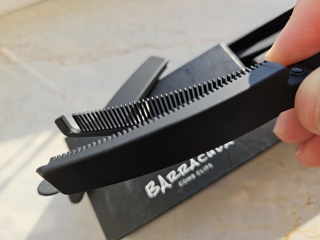 Barracuda hair clips